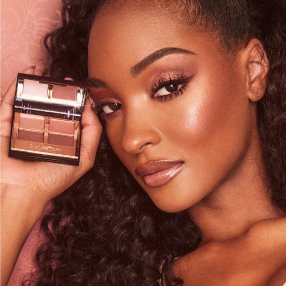 Charlotte Tilbury Other - Charlotte Tilbury Pillow Talk Dreams Luxury Palette